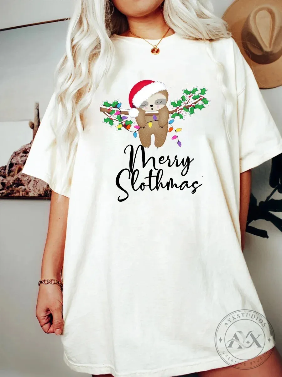 Merry Slothmas Sloth Wearing Santa Hat Christmas Lights T-Shirt